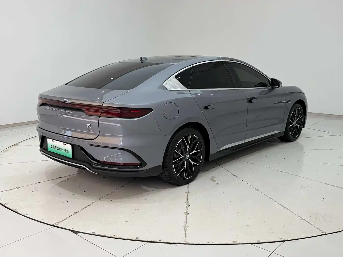 BYD Han 2024 EV Glory Edition 610KM AWD Celestial Eye Smart Driving фото 7