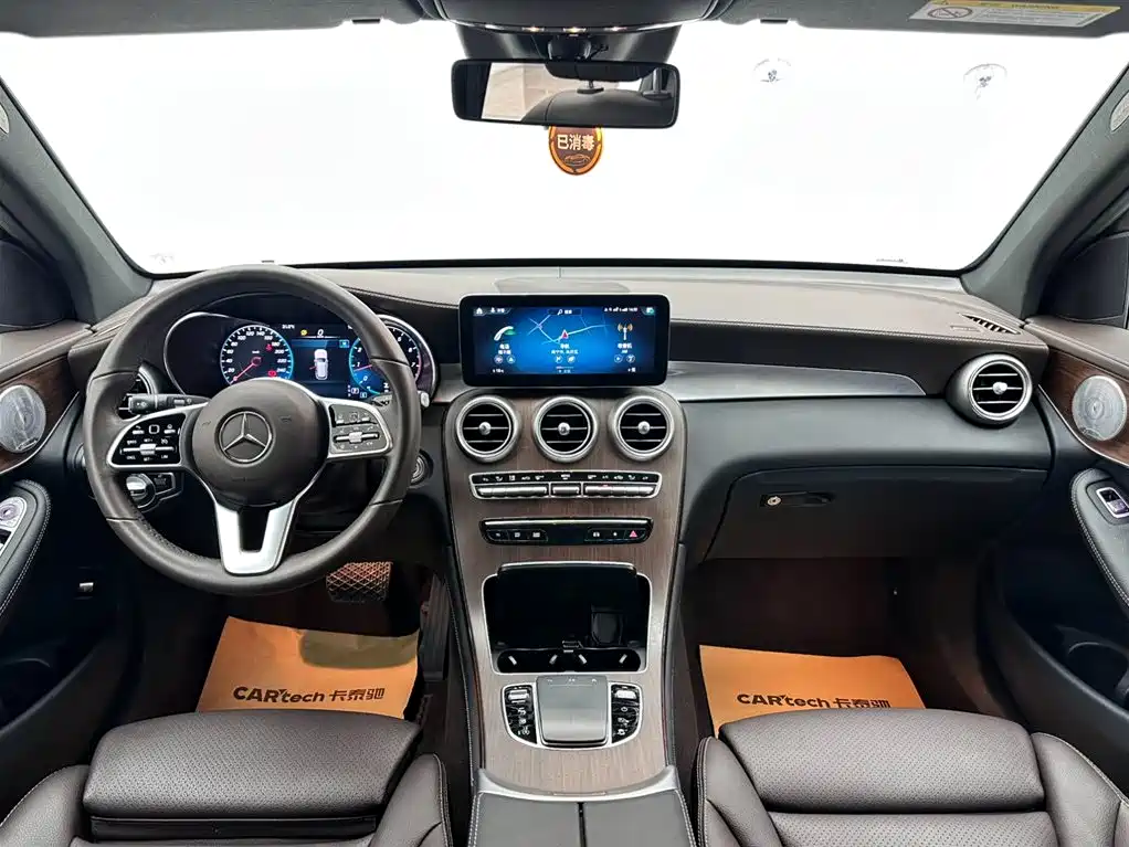 Mercedes-Benz GLC 2021 GLC 300 L 4MATIC Sporty фото 10
