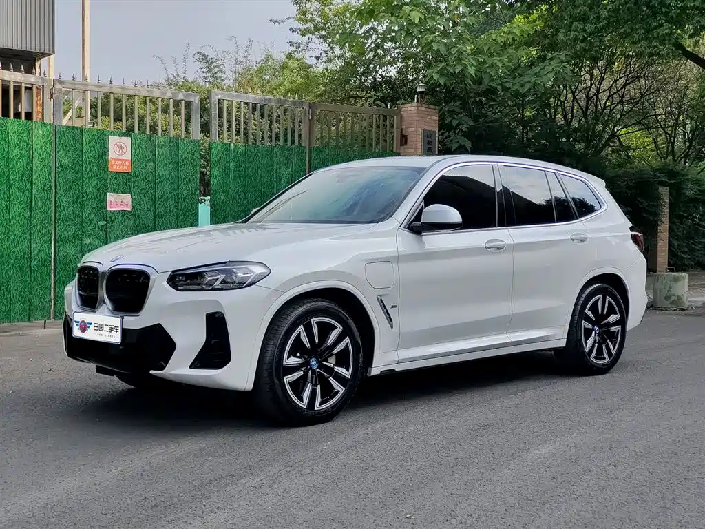 BMW iX3 2022 Facelift Leading Model
