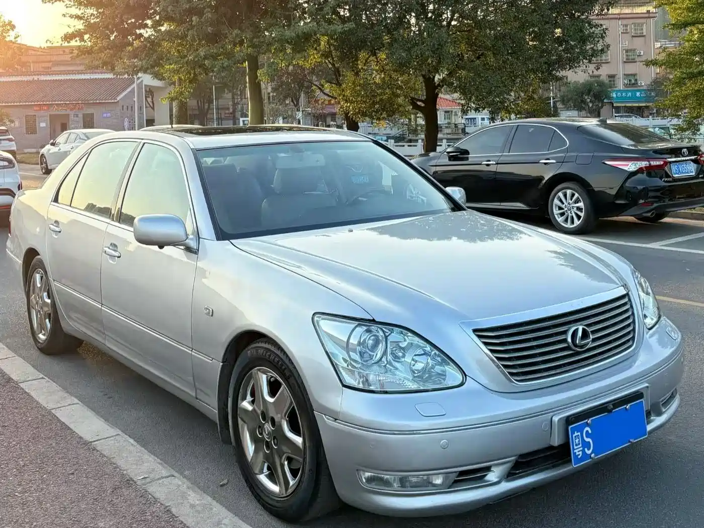 Lexus LS 2005 430 фото 3