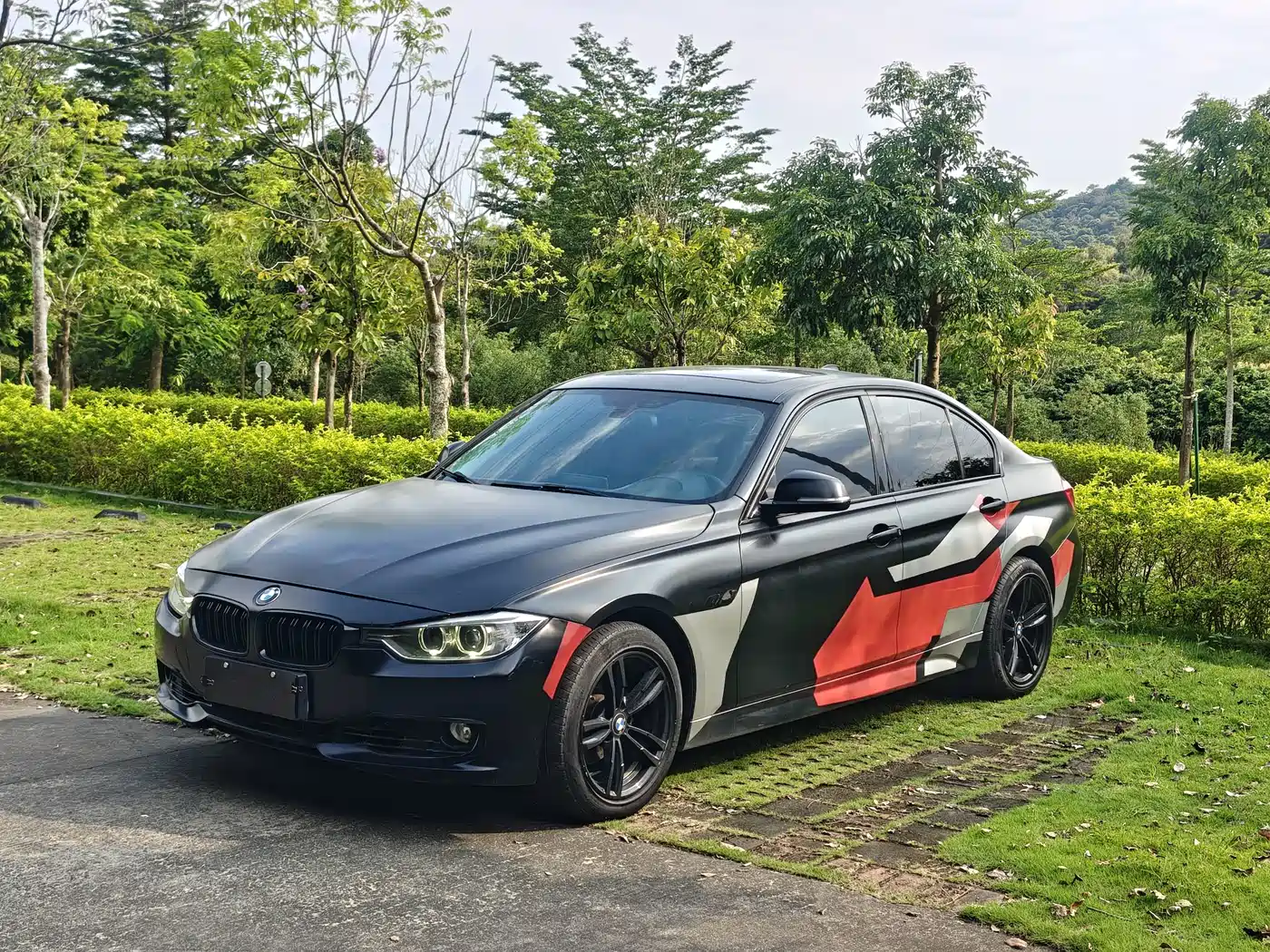 BMW 3 Series (Import) 2013 2013 320i Sport Design Package