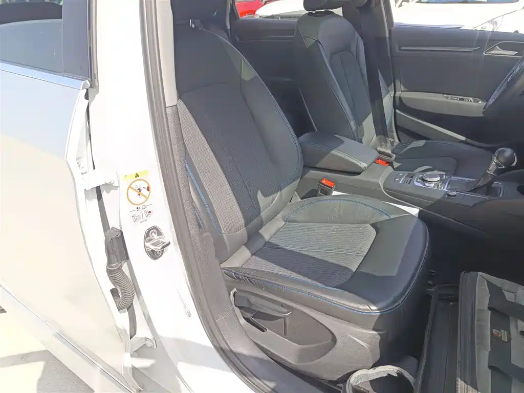 Audi A3 2019 Limousine 35 TFSI Fashion China V фото 25