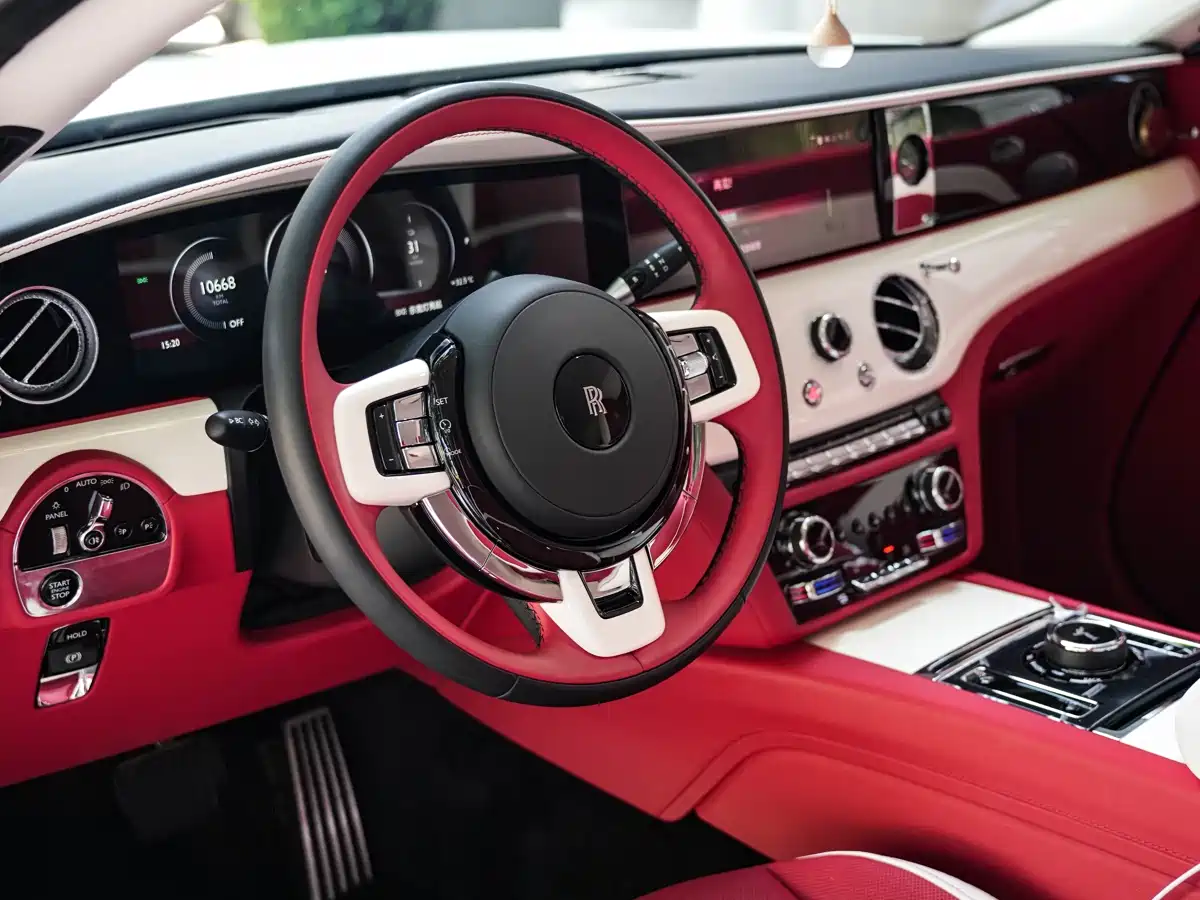 Rolls-Royce Spectre 2024 Standard Model фото 5