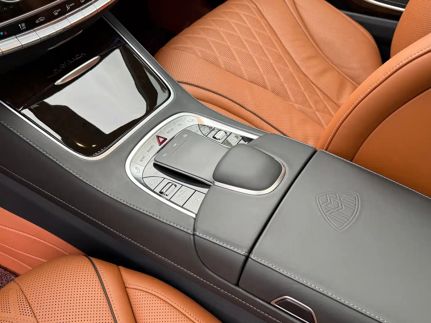 Mercedes-Benz Maybach S-Class 2020 S 450 4MATIC Collector's Edition фото 18