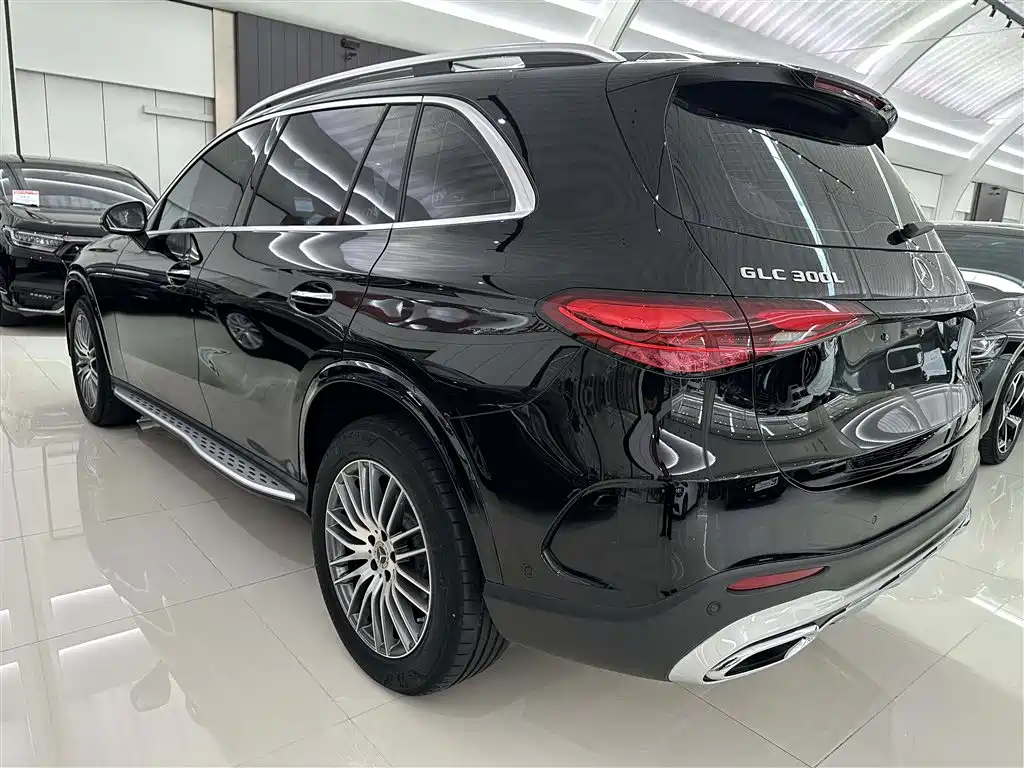 Mercedes-Benz GLC 2025 GLC 300 L 4MATIC Dynamic 7-seater фото 18