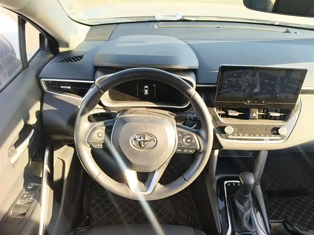 Toyota Frontlander 2023 2.0L Smart Hybrid Dual Engine Prestige Edition фото 17