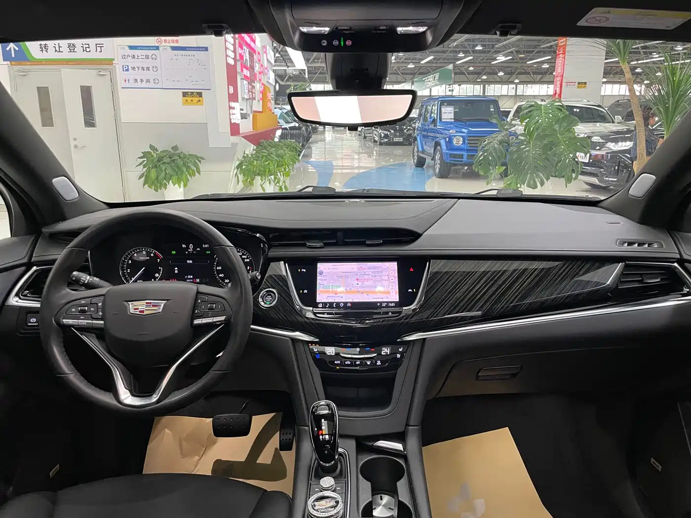 Cadillac XT6 2022 2.0T 7-Seater 4WD Luxury Edition фото 10
