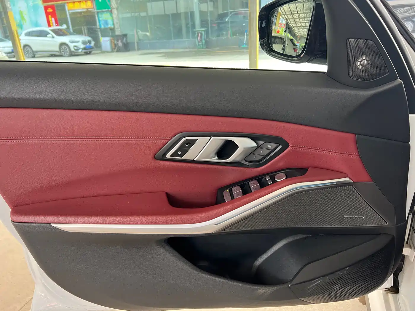 BMW i3 2024 eDrive 40 L Night Sport Package фото 12