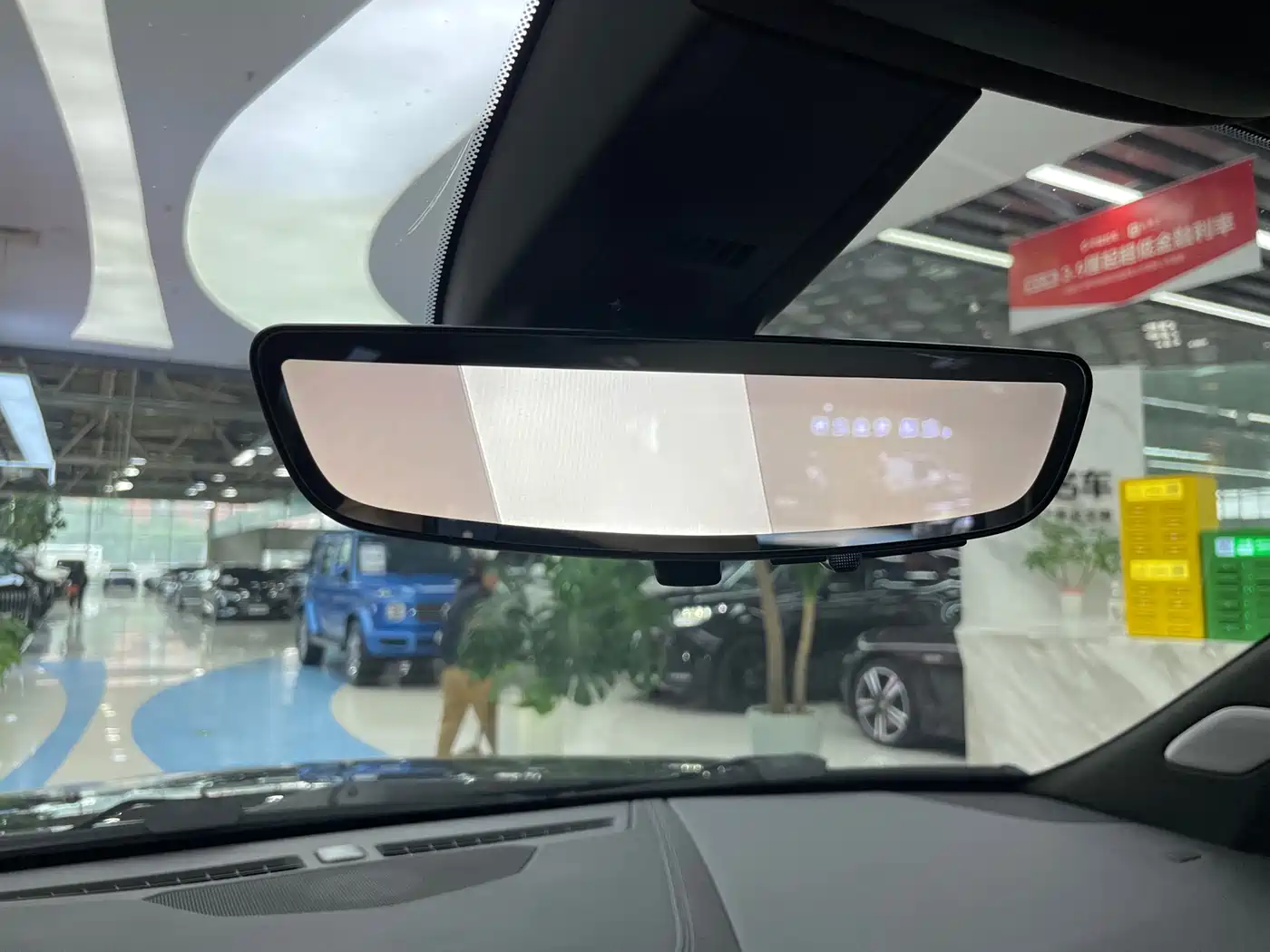 Cadillac XT6 2022 2.0T 7-Seater 4WD Luxury Edition фото 11