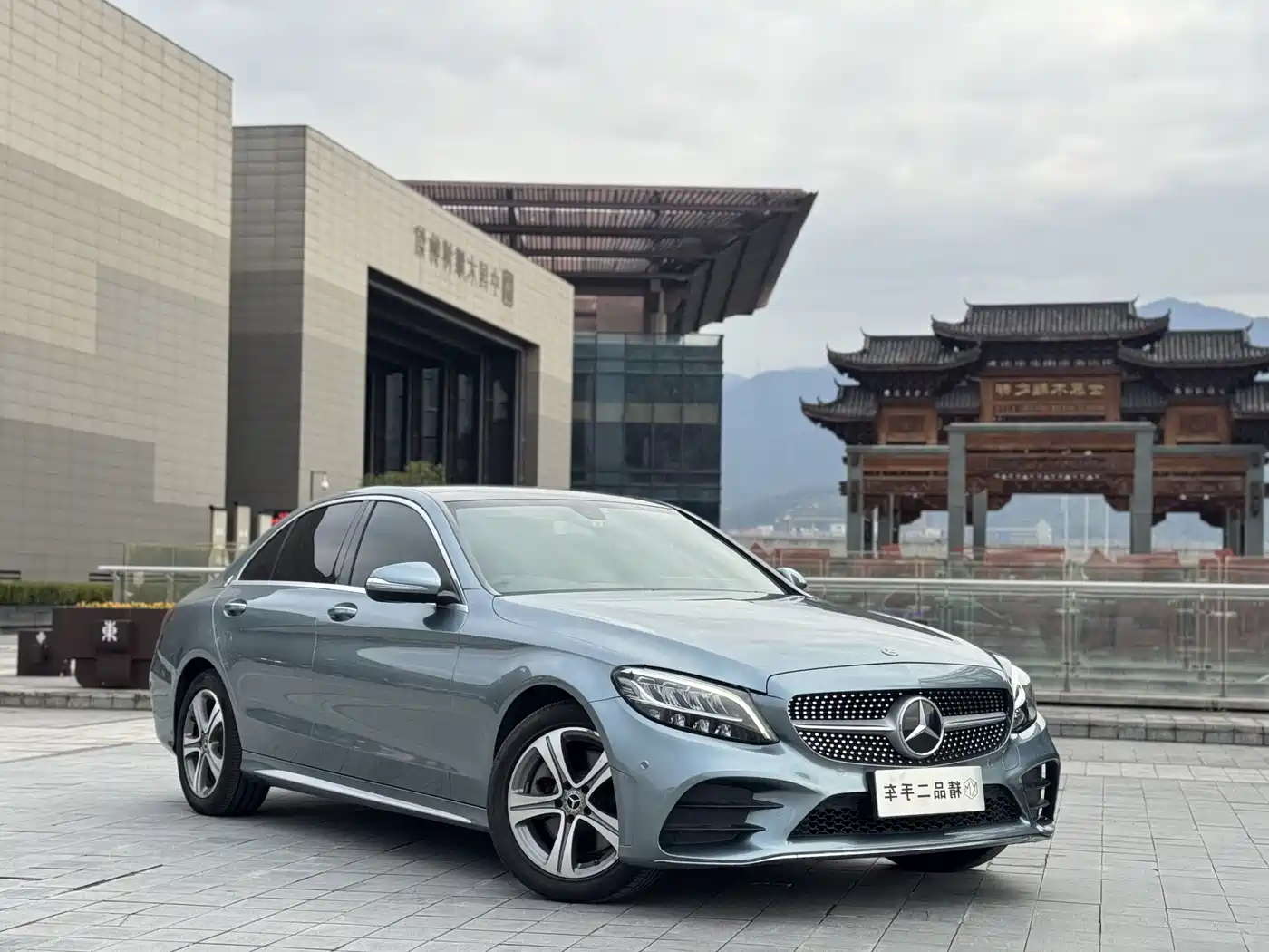 Mercedes-Benz C-Class 2020 C 260 L Sport фото 3