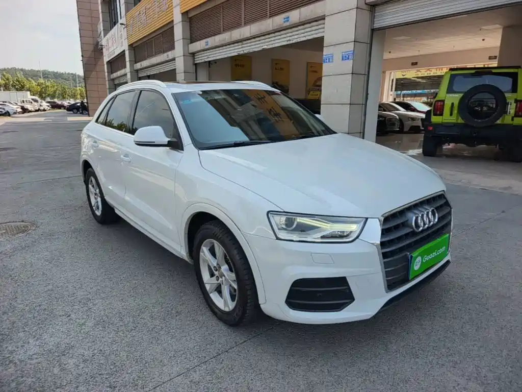 Фото 4 - Audi Q3