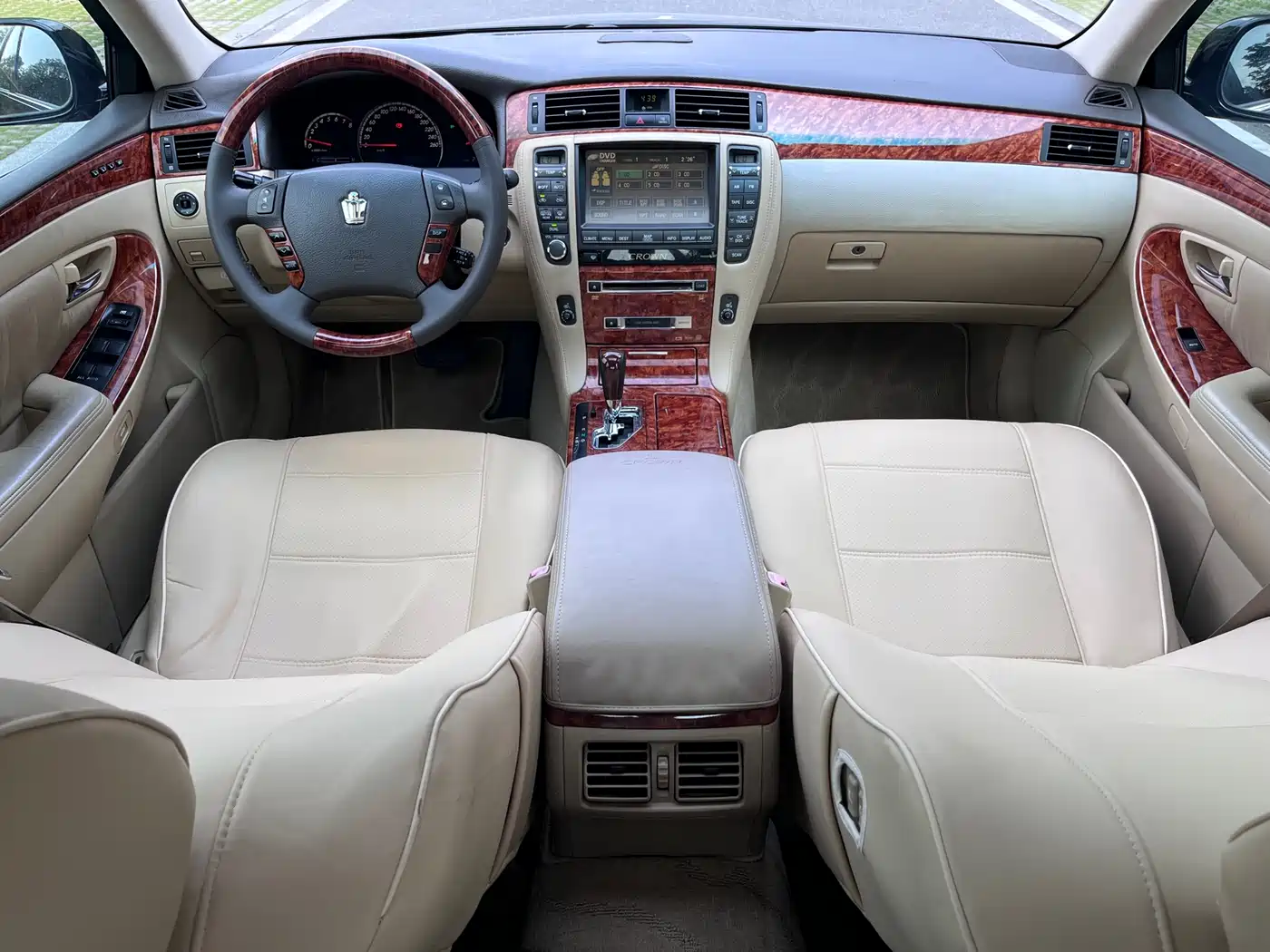 Toyota Crown 2005 Model 3.0L Royal Saloon фото 14