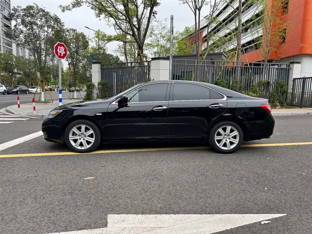 Lexus ES 2006 350 фото 3