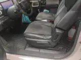 Photo 11 - Baojun KiWi EV