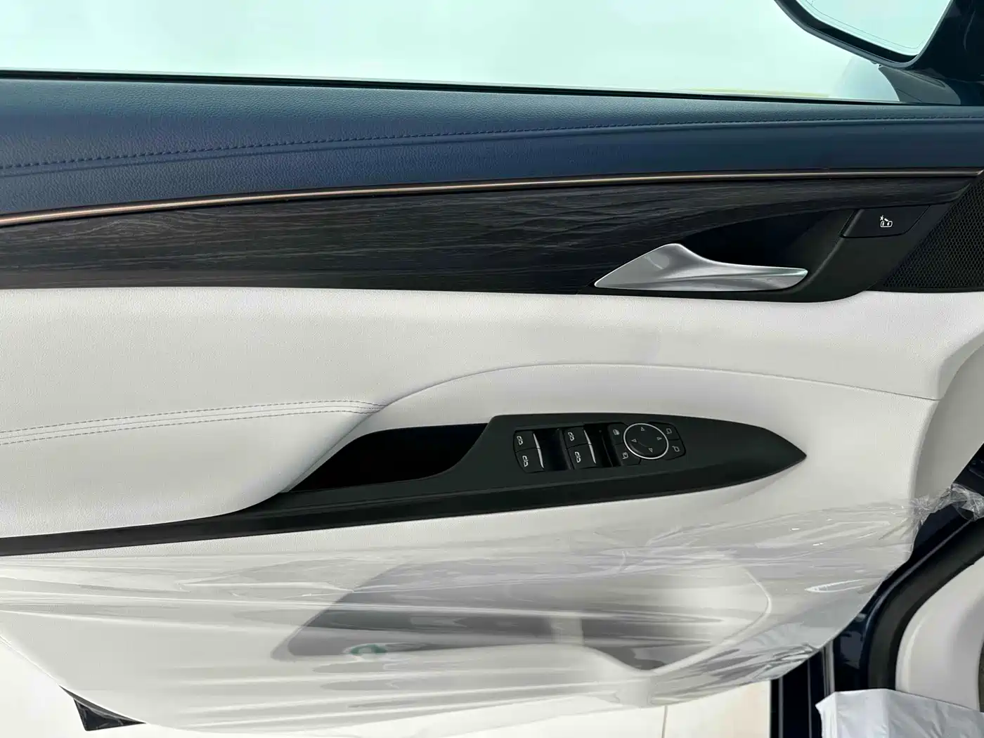 Buick GL8 2021 Avenir Aivia 4-Seater Prestige Edition фото 9