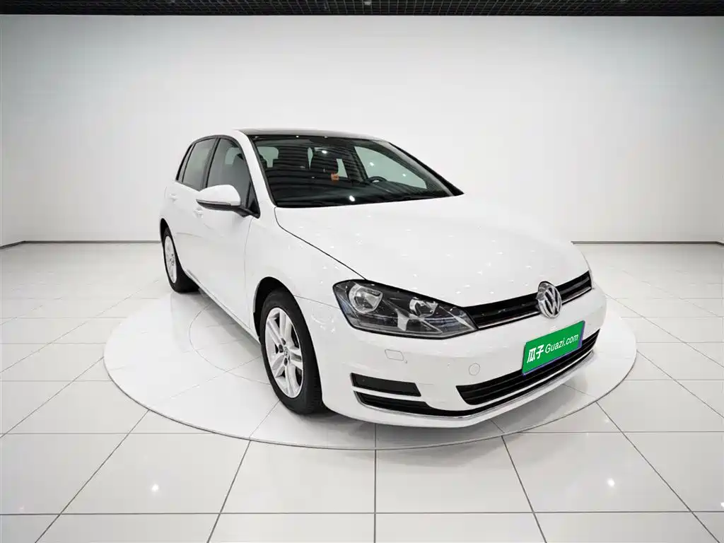 Volkswagen Golf 2016 1.6L Automatic Comfort фото 4