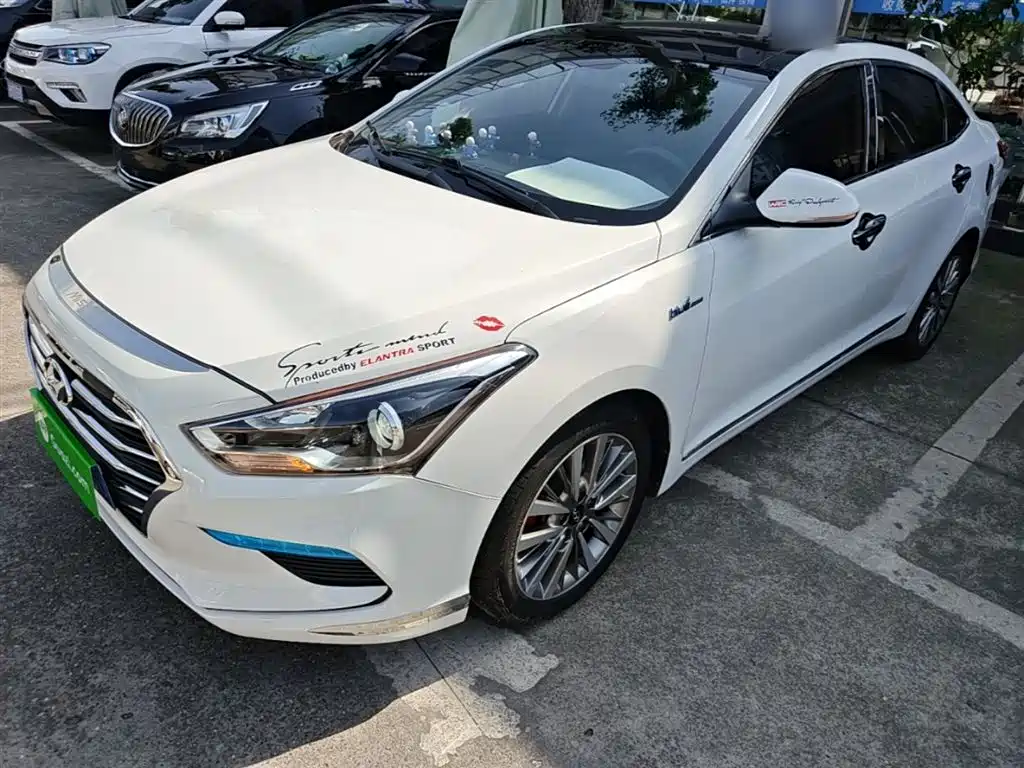 Hyundai Mistra 2017 1.6T Automatic Smart GLS (China V) фото 2