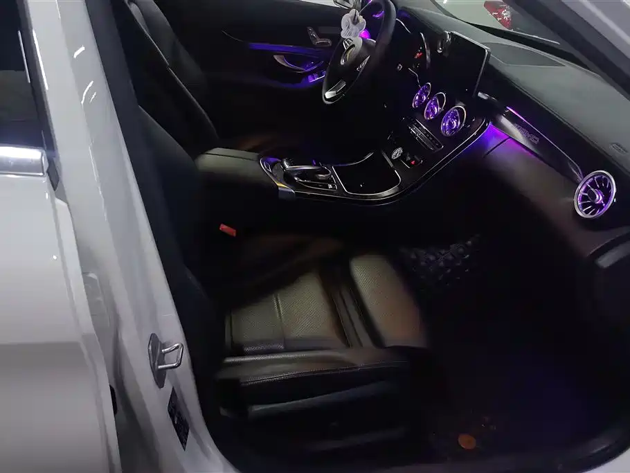 Mercedes-Benz C-Class 2017 Facelift C 200 L Sport Edition фото 8