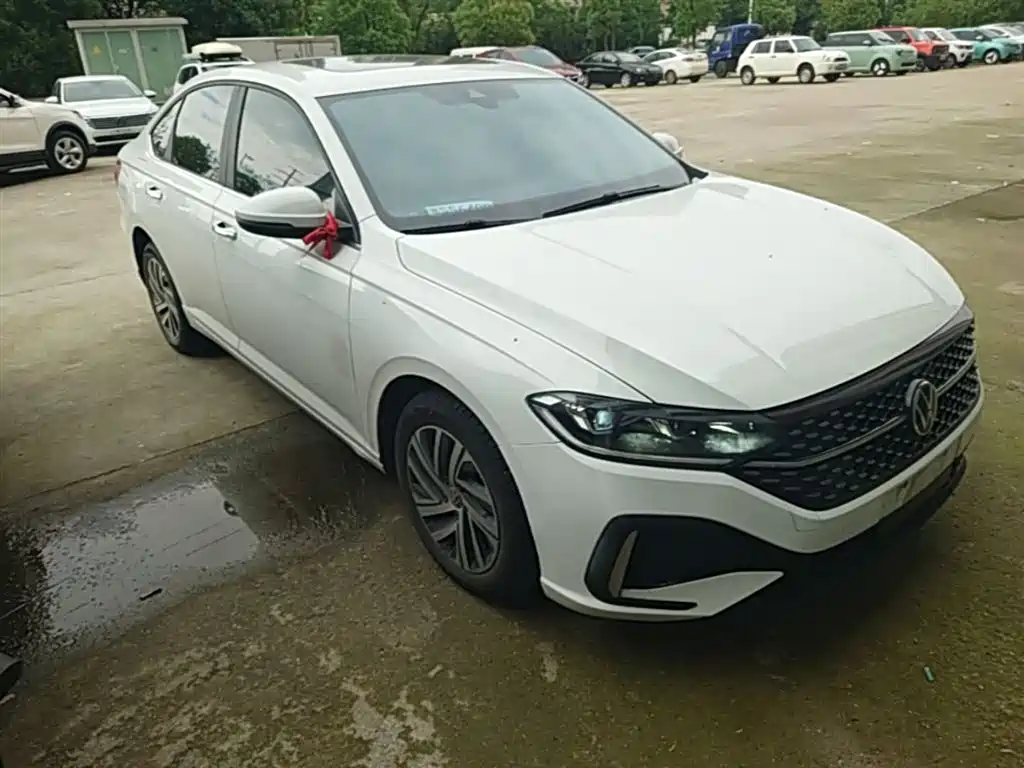 Volkswagen Lavida 2024 Model 1.5L Automatic Starlight 5 Million Edition фото 4