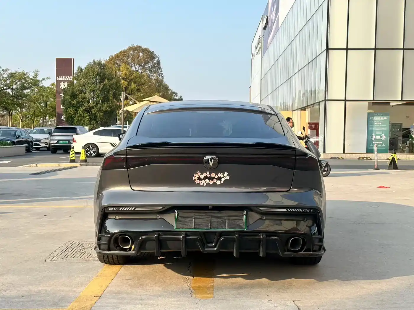 CHANGAN UNI V SMART IDD