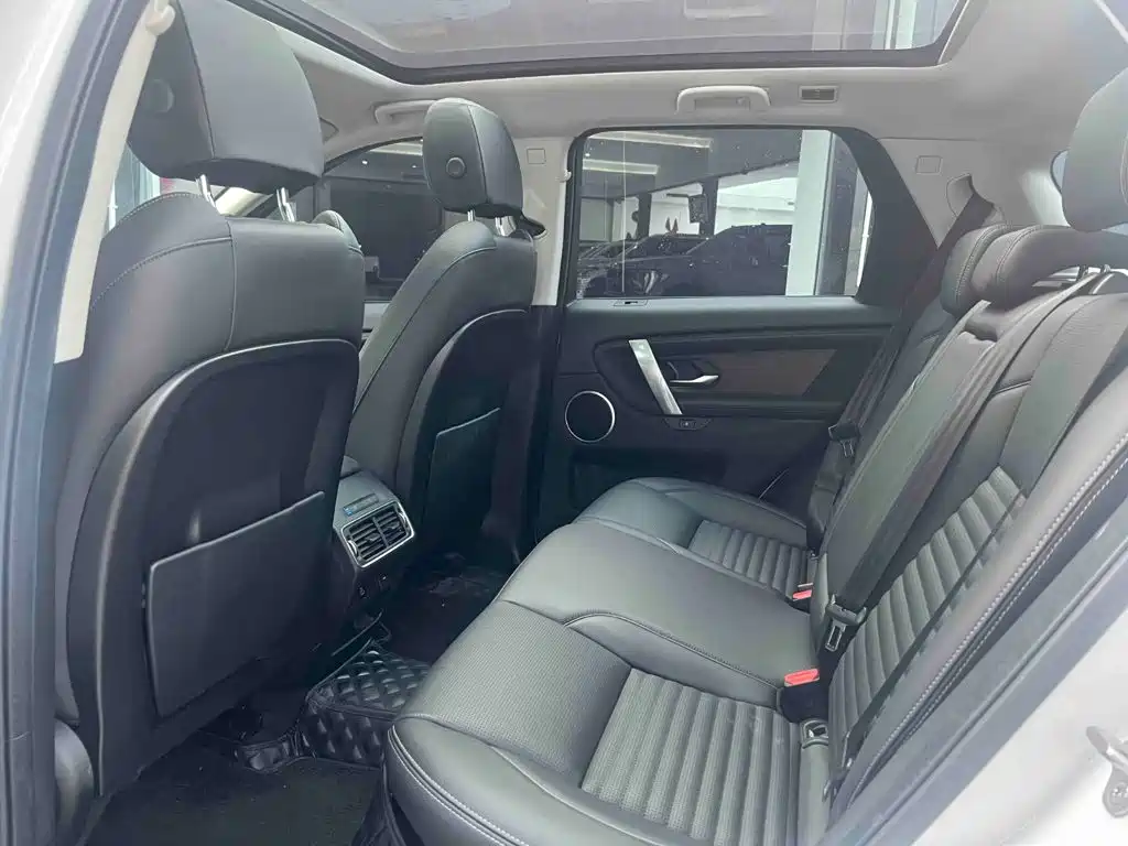 Land Rover Discovery Sport 2024 2024 Performance Technology Edition
