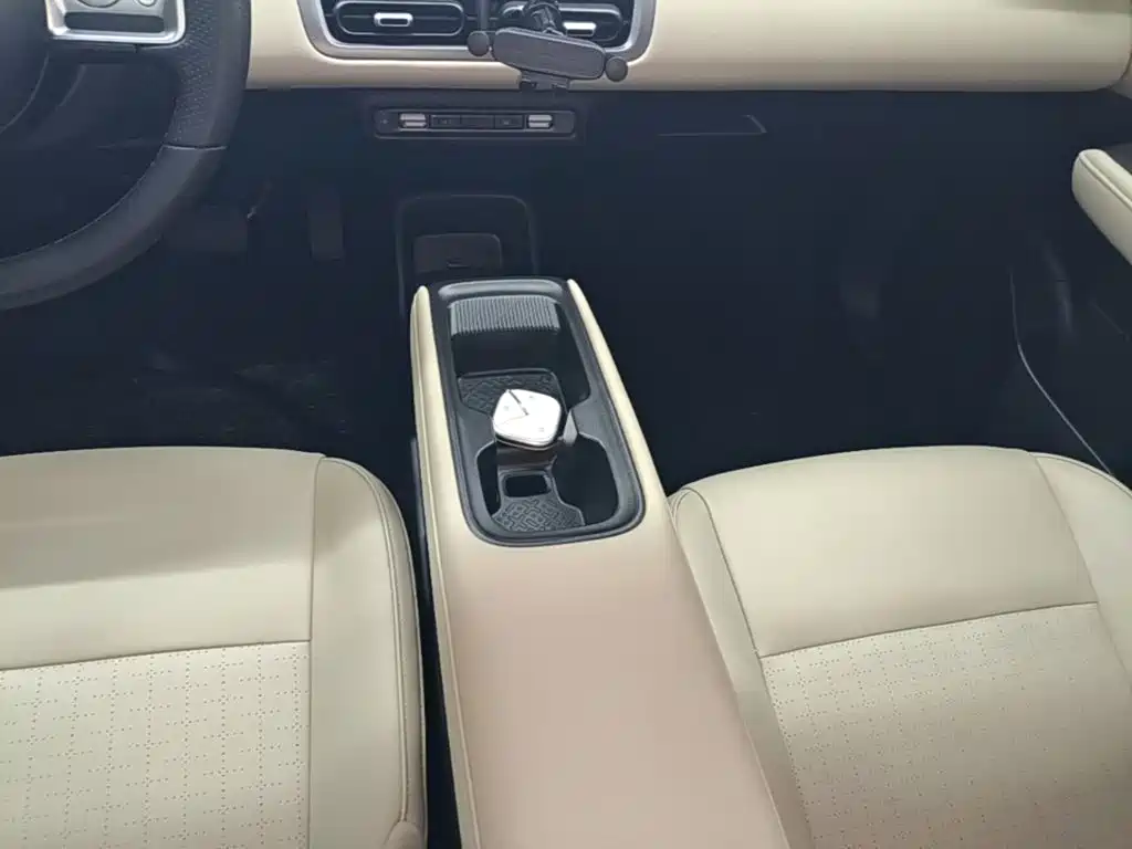 Wuling Motors Wuling Binguo PLUS 2025 2024 401km Range 5-seater