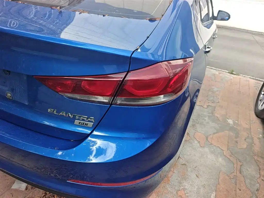 Hyundai Elantra 2016 Model 1.6L Automatic Smart Elite фото 8