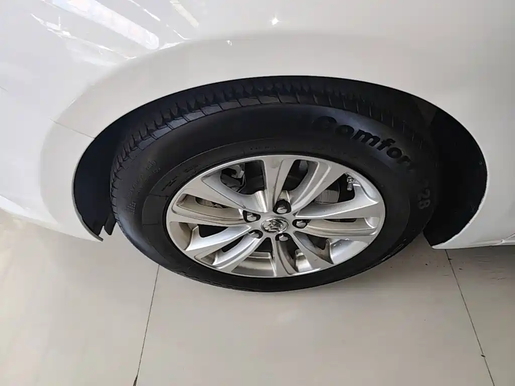 Фото 23 - Buick Excelle