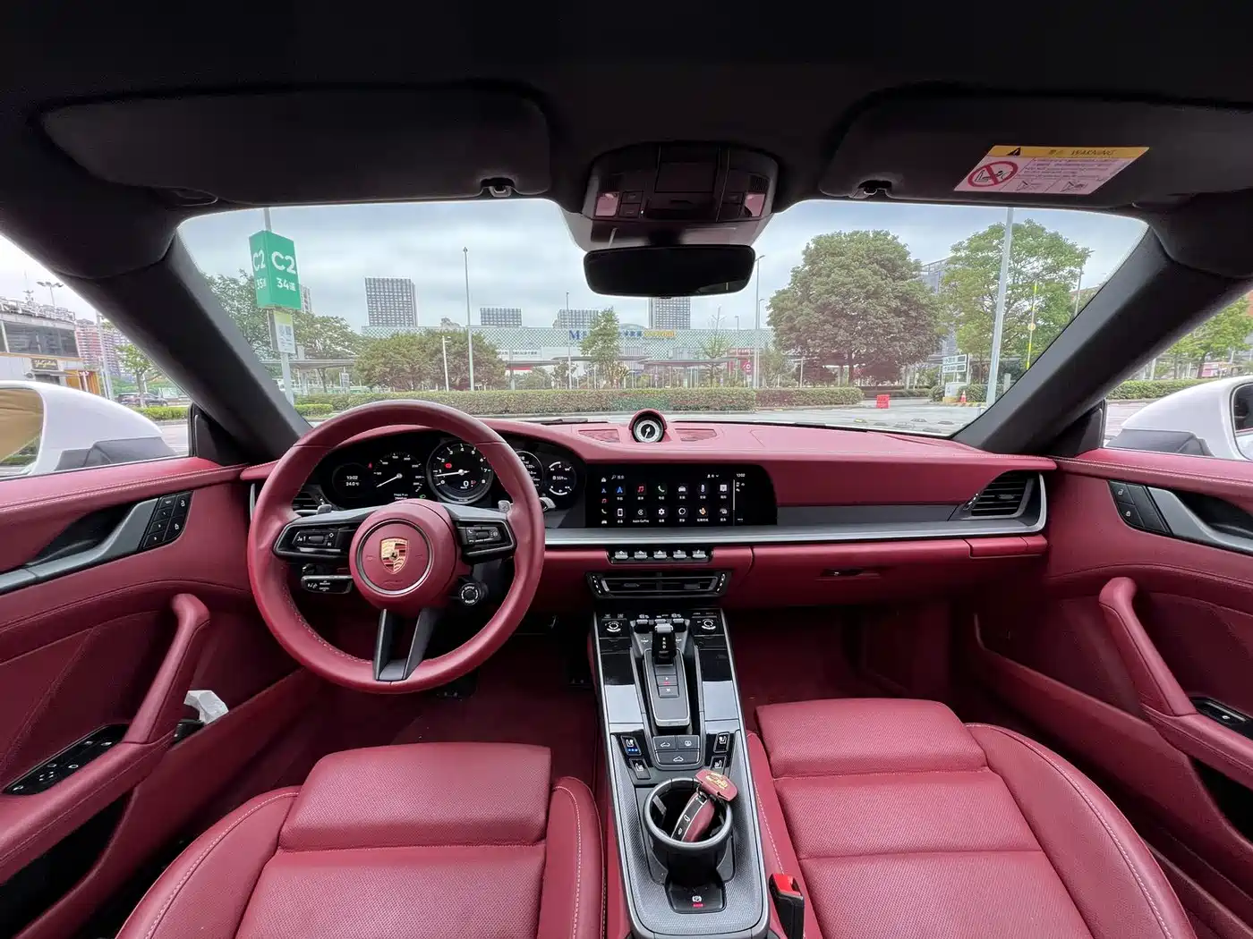 Porsche 911 2023 Carrera 4 3.0T фото 17