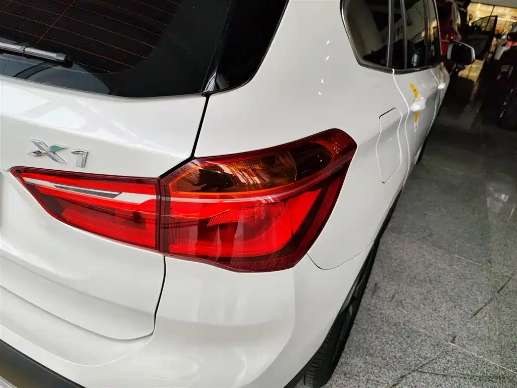 BMW X1 2018 xDrive20Li Premium Model фото 24