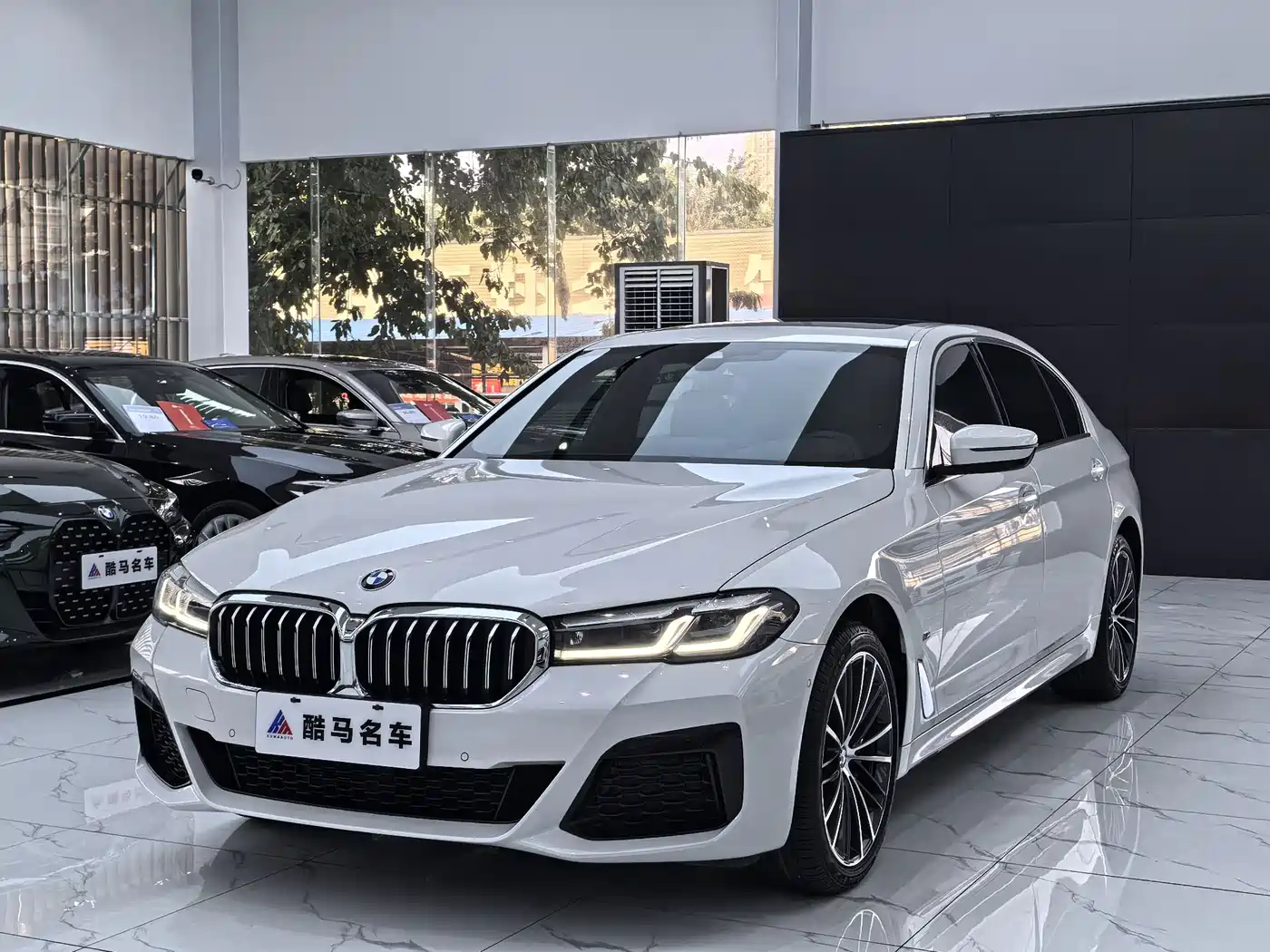 BMW 5 Series 2023 Facelift 530Li Leading M Sport Package