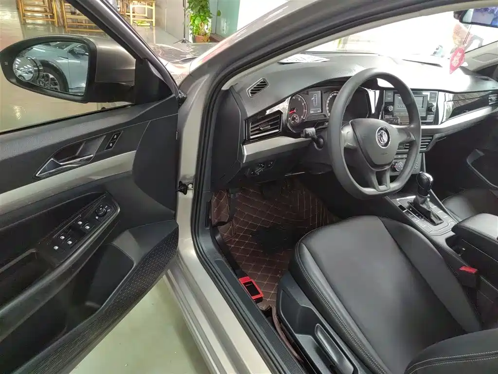 Volkswagen Bora 2019 Facelift 1.5L Automatic Fashion China VI фото 16