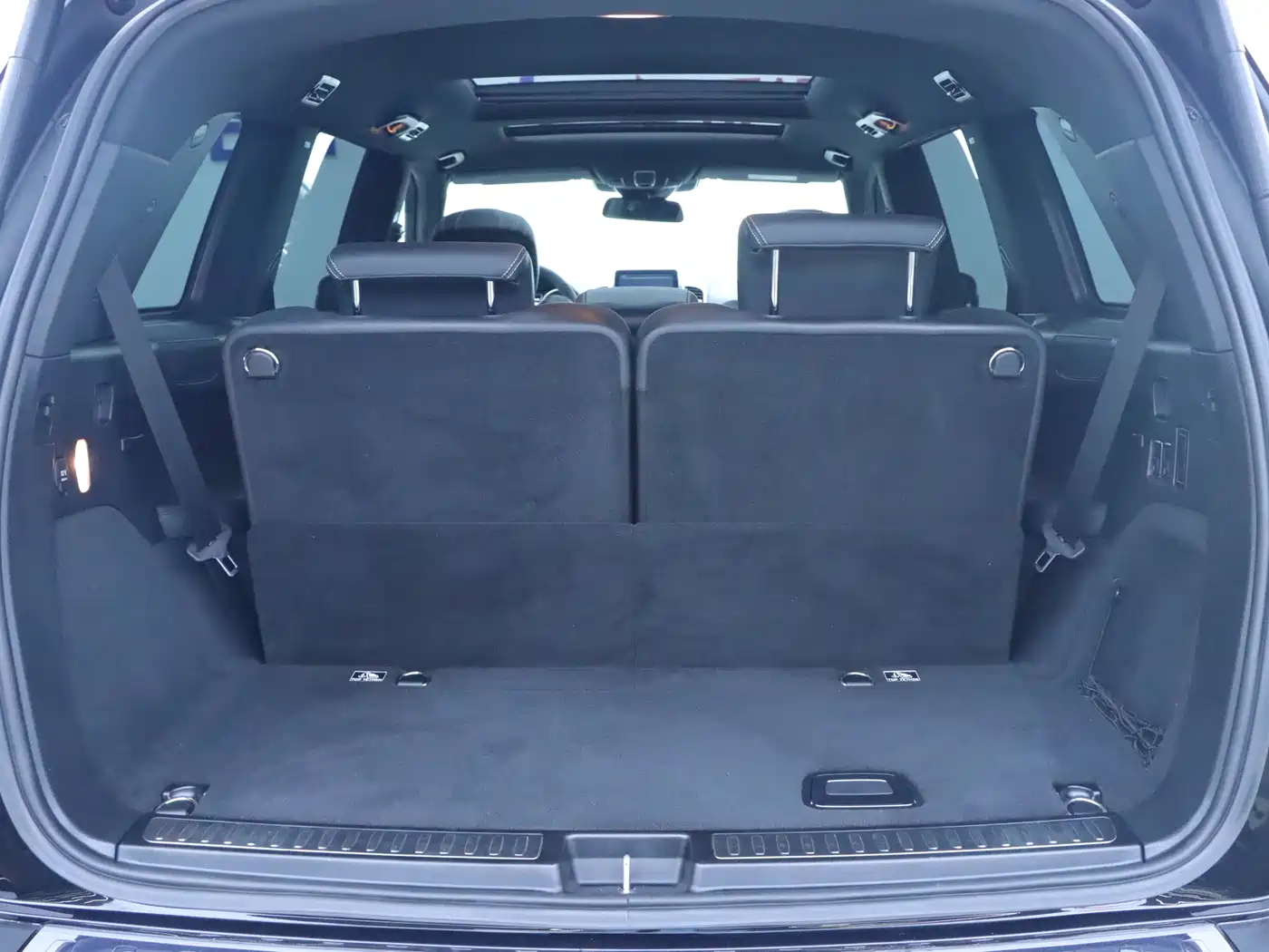 Mercedes-Benz GLS AMG 2017 AMG GLS 63 4MATIC фото 21