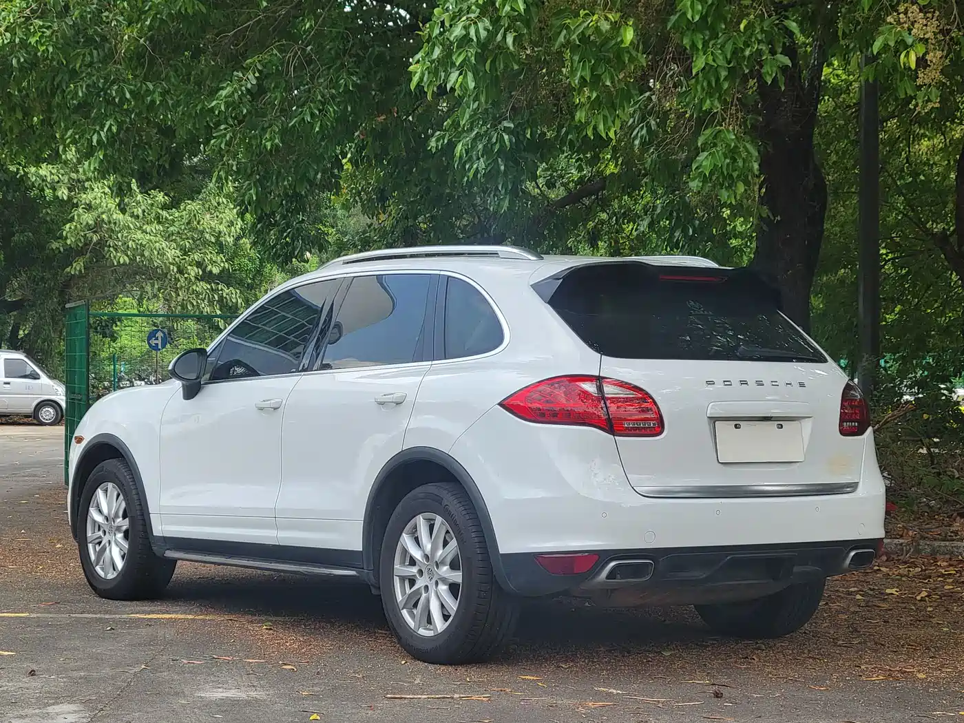 Porsche Cayenne фото 16