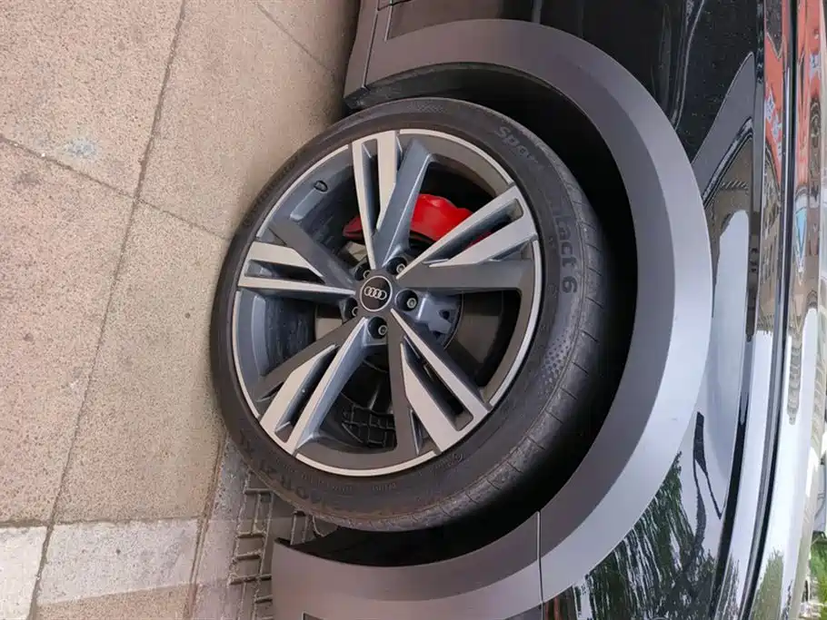Audi A6 (Import) 2025 allroad quattro Explorer 55 TFSI Premium Off-Road фото 6