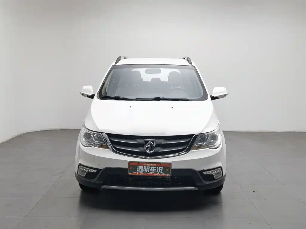 Baojun 730 2014 2014 1.5L Manual Comfort 7-seater