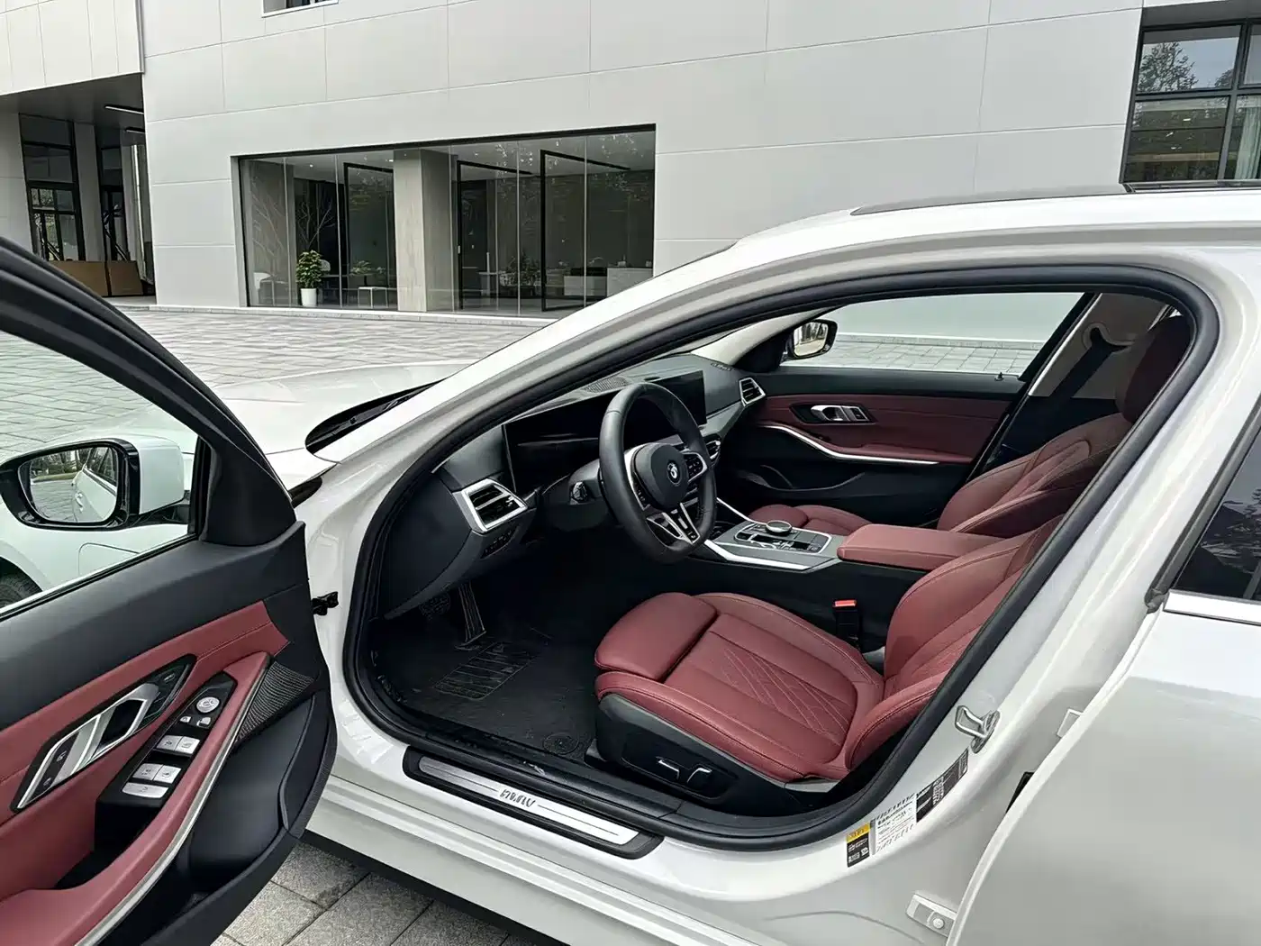 BMW i3 2025 eDrive 35 L фото 6