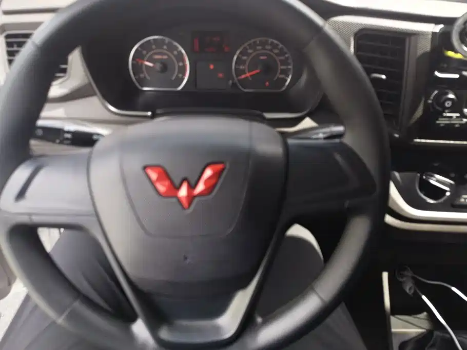 Wuling Motors Wuling Hongguang V 2025 2022 1.5L Power Enjoy Edition Electric Power Steering LAR