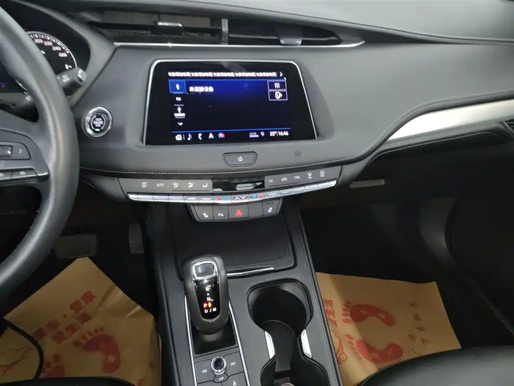 Cadillac XT4 2018 28T FWD Leading Edition фото 13