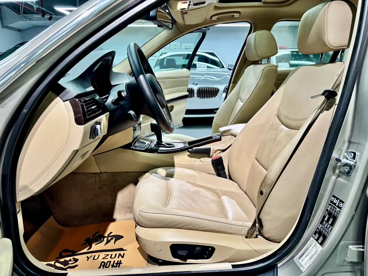 BMW 3 Series 2009 325i Fashion фото 9