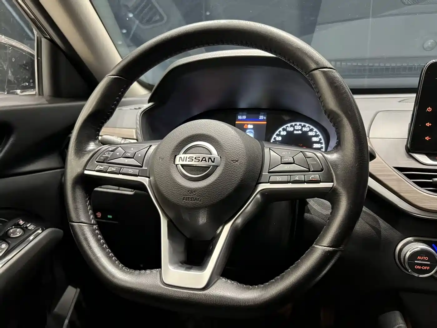 Nissan Teana 2021 2.0L XL Comfort фото 8