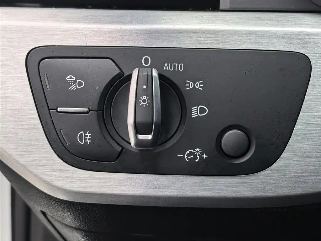 Audi A4L 2019 40 TFSI Fashion (China VI) фото 21