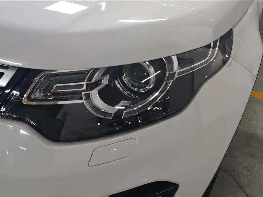 Land Rover Discovery Sport 2016 2.0T HSE фото 5