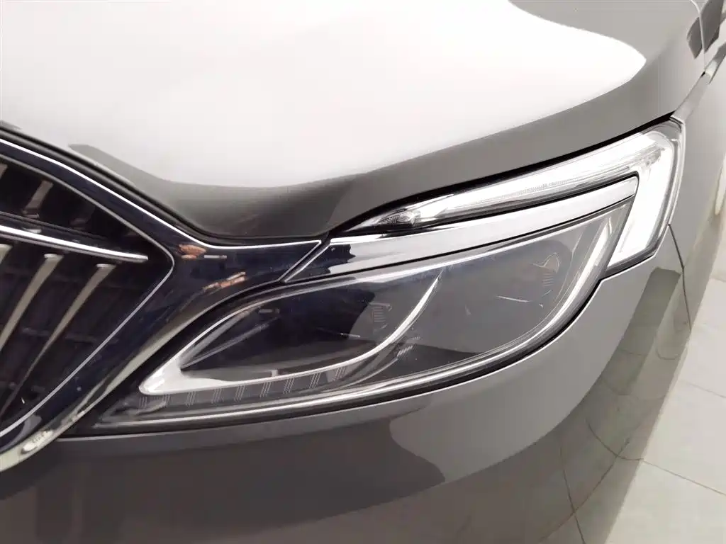 Buick GL8 2018 ES 28T Comfort Type China VI фото 7