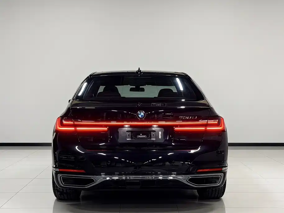 BMW 7 Series 2019 730Li Luxury Package фото 4
