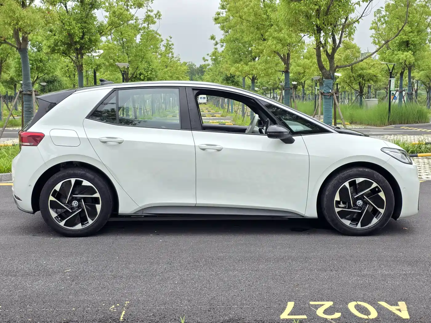 Volkswagen ID.3 2025 Smart Edition Ultimate Intelligence Oxygen Version фото 8