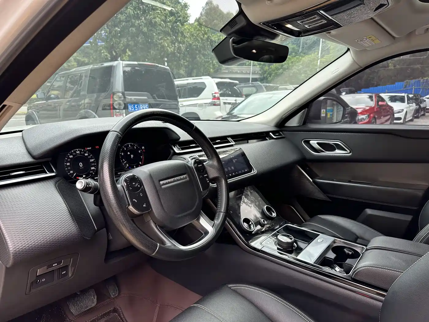 Land Rover Range Rover Velar 2019 380PS R-DYNAMIC SE фото 13