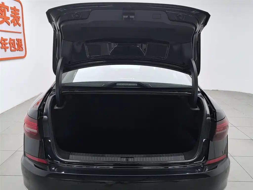 Volkswagen Passat 2021 Model 330TSI Elite Edition фото 16