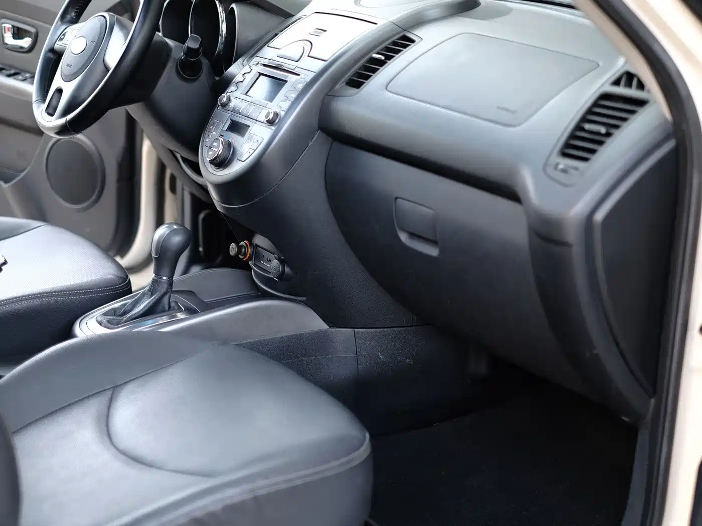 Kia Soul 2015 2013 1.6L AT Premium