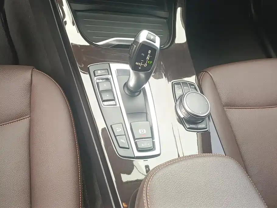 BMW X3 (Import) 2014 xDrive20i X Design Package фото 16